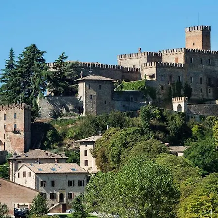别墅 Tabiano Castello Sleeps 17 With Pool Air Con And Wifi