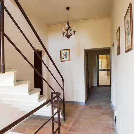 Tabiano Castello Sleeps 17 With Pool Air Con And Wifi Tabiano Terme