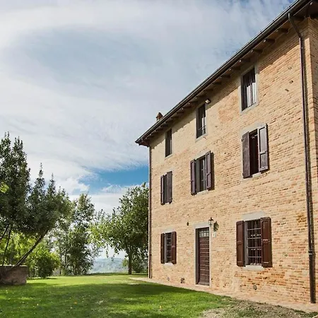 别墅 Tabiano Castello Sleeps 17 With Pool Air Con And Wifi *