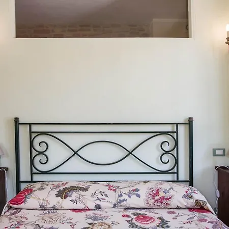 别墅 Tabiano Castello Sleeps 17 With Pool Air Con And Wifi Tabiano Terme