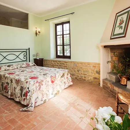 Tabiano Castello Sleeps 17 With Pool Air Con And Wifi * Tabiano Terme
