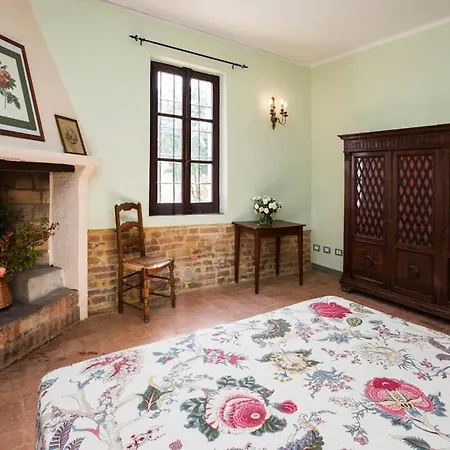 别墅 Tabiano Castello Sleeps 17 With Pool Air Con And Wifi *