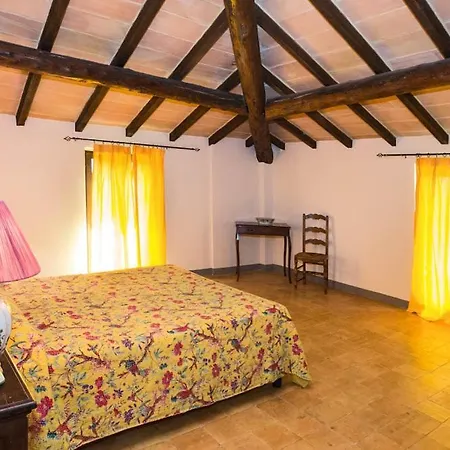 Tabiano Castello Sleeps 17 With Pool Air Con And Wifi 别墅