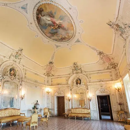 别墅 Tabiano Castello Sleeps 17 With Pool Air Con And Wifi *