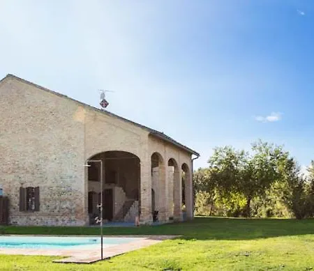 别墅 Tabiano Castello Sleeps 17 With Pool Air Con And Wifi Tabiano Terme